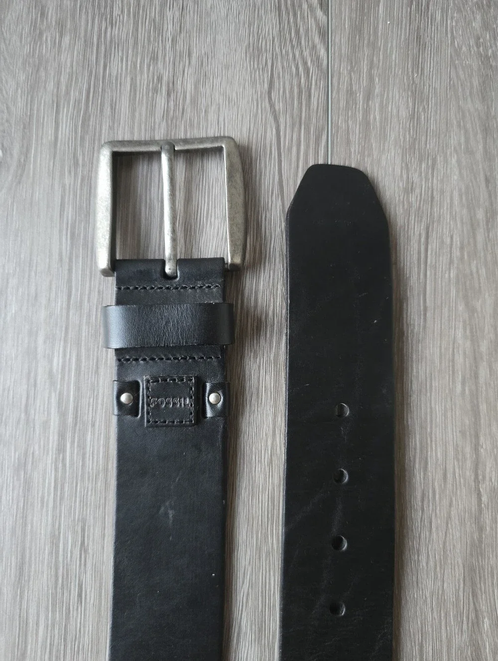 Fossil Mens Black Genuine Leather Belt Antique Silver Buckle Size 36